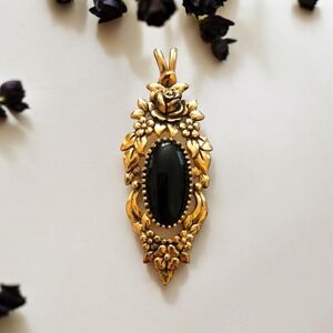 Vintage Sara Coventry "ANGELIQUE" Pendant